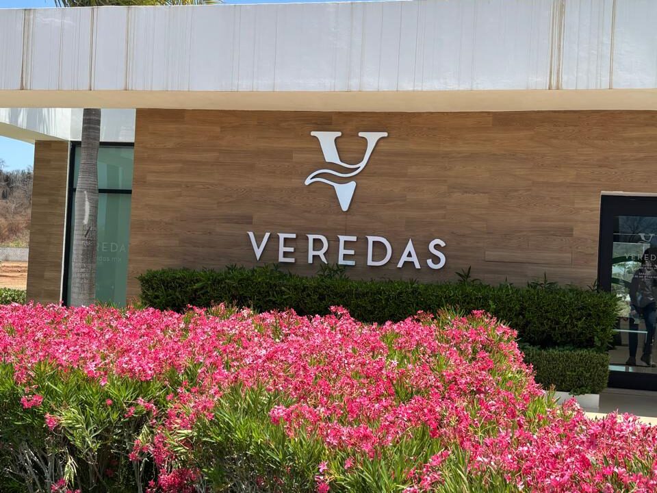 WhatsApp Image 2025-10-09 at 2.41.37 PM (1)