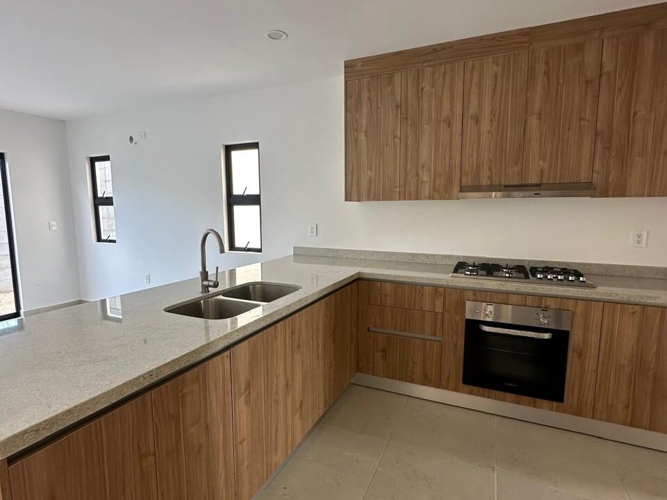 WhatsApp Image 2025-11-24 at 9.56.31 AM (3)